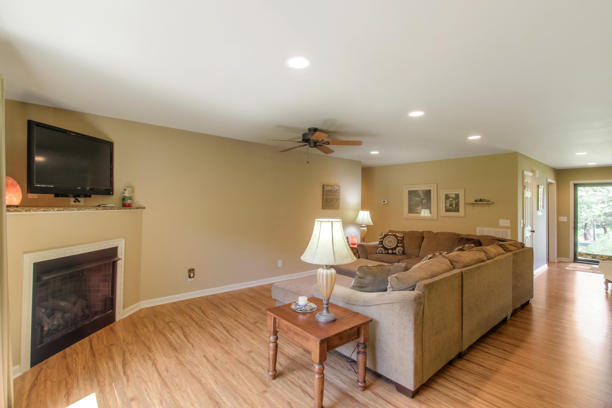 1408 Valley View Road Ashland City, TN 37015 - Photo 3 of 26 Gallery Image 3