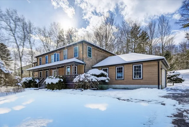 $699,900 | 11 Yeoman Road, Charlton, MA 01507