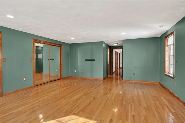 $699,900 | 11 Yeoman Road, Charlton, MA 01507