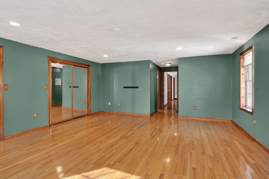 11 Yeoman Road Charlton, MA 01507 - Photo 22 of 35