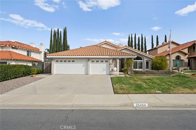 $697,000 | 25454 Alpine Court, Murrieta, CA 92563