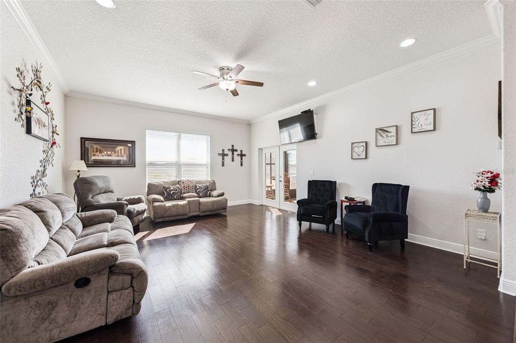 2004 Winnipeg Way Groveland, FL 34736 - Photo 4 of 22