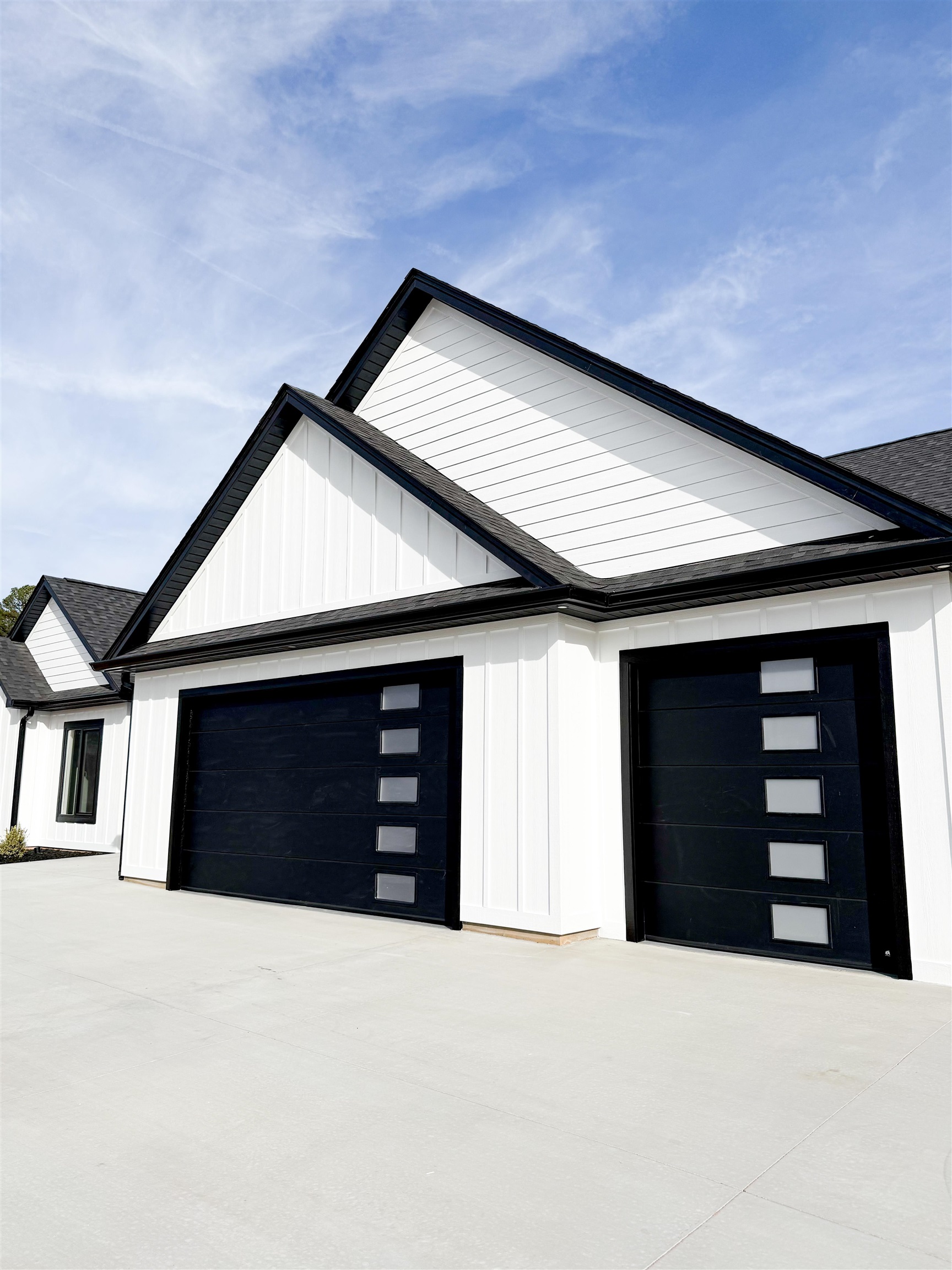 1635 Dickson Road Inman, SC 29349 - Photo 2 of 43