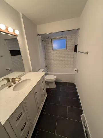 $384,900 | 2831 East Carpenter Avenue, Cudahy, WI 53110