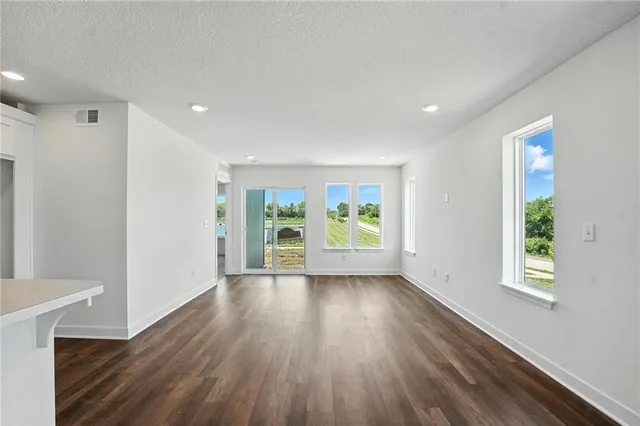 $317,900 | 8708 Southwest Edgewater Drive, Blue Springs, MO 64064