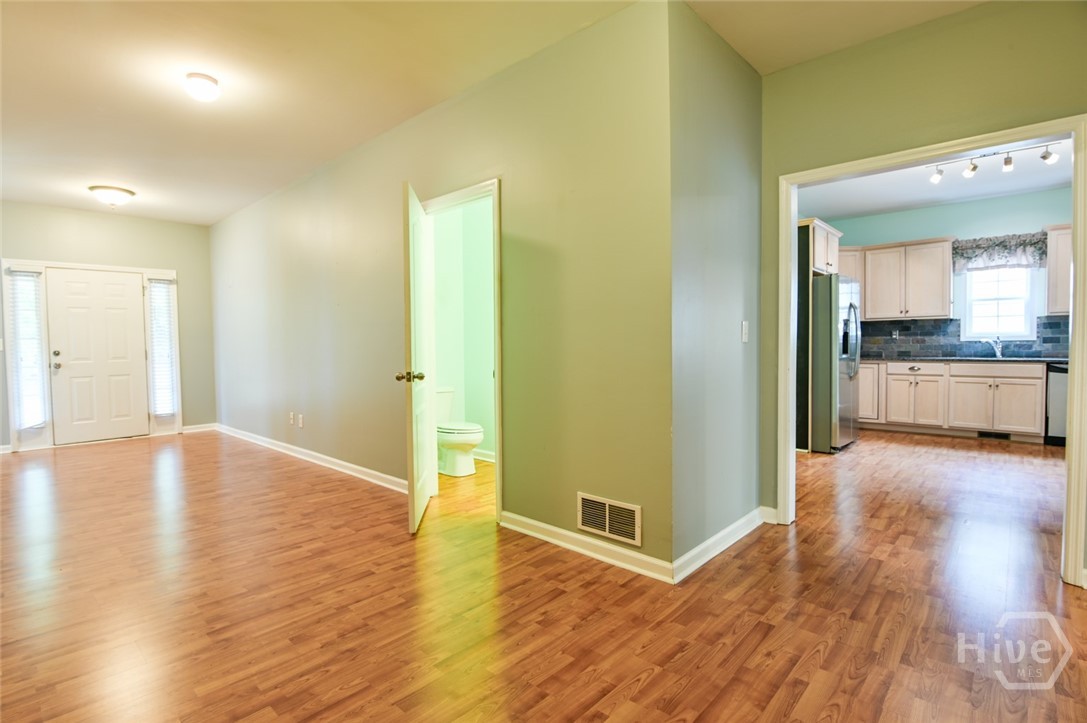 170 Meredith Ridge Road, Unit 8 Athens, GA 30605 - Photo 4 of 52