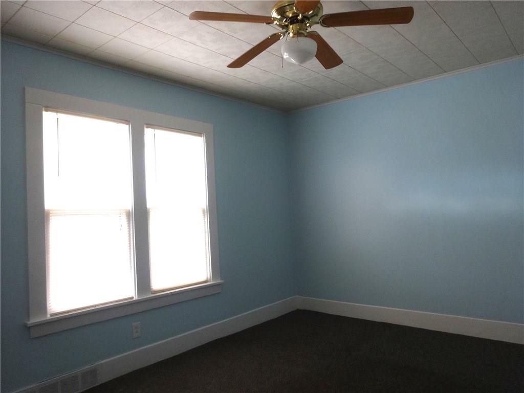 680 Addison Street Washington, PA 15301 - Photo 6 of 17 Living Room