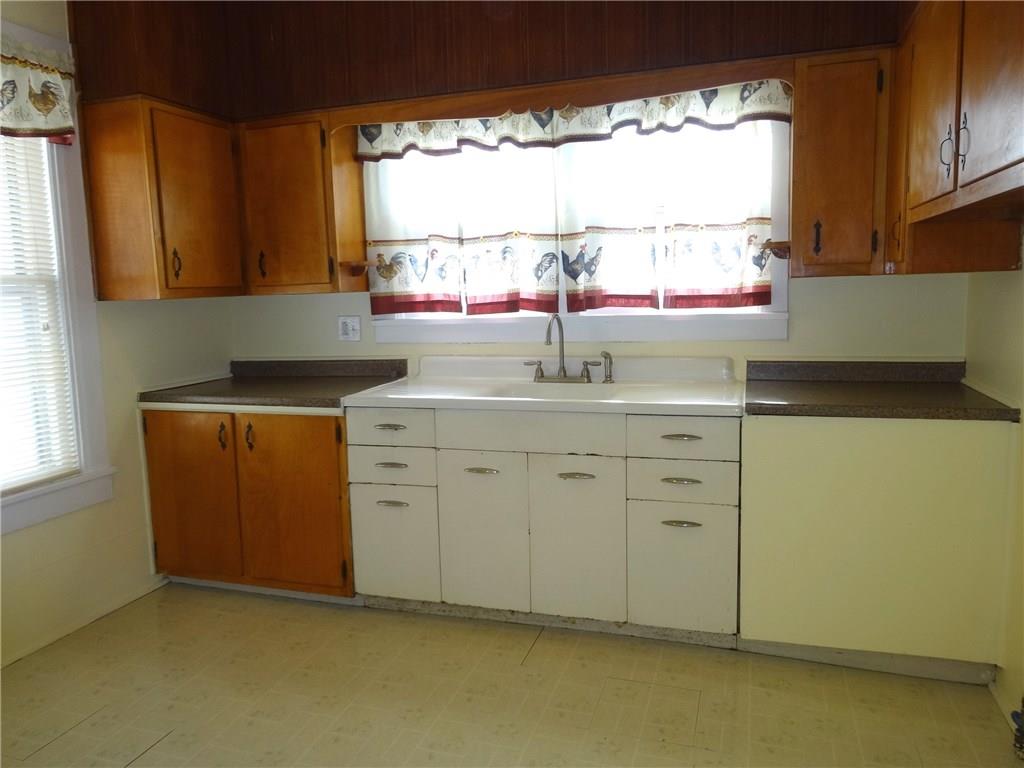 680 Addison Street Washington, PA 15301 - Photo 10 of 17 Gallery Image 10
