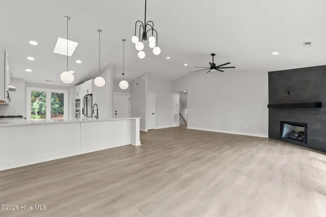 $685,000 | 21 Lake Pinehurst Villas Road, Pinehurst, NC 28374