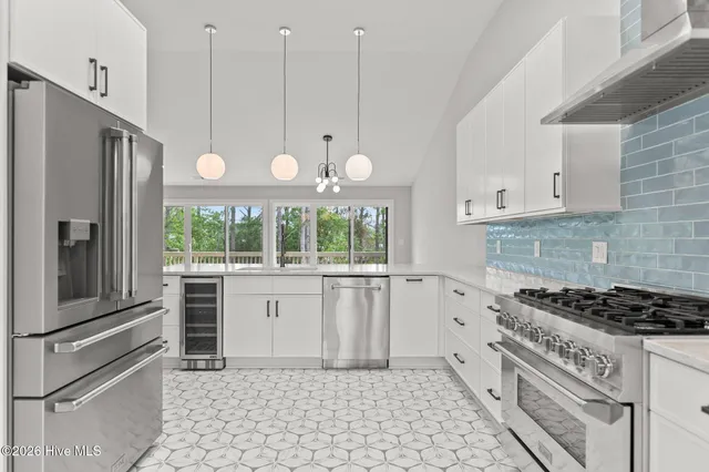 $685,000 | 21 Lake Pinehurst Villas Road, Pinehurst, NC 28374