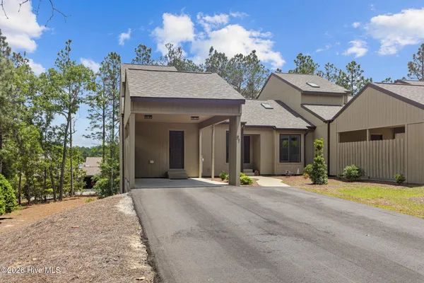 $683,000 | 21 Lake Pinehurst Villas Road, Pinehurst, NC 28374