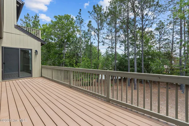 $685,000 | 21 Lake Pinehurst Villas Road, Pinehurst, NC 28374