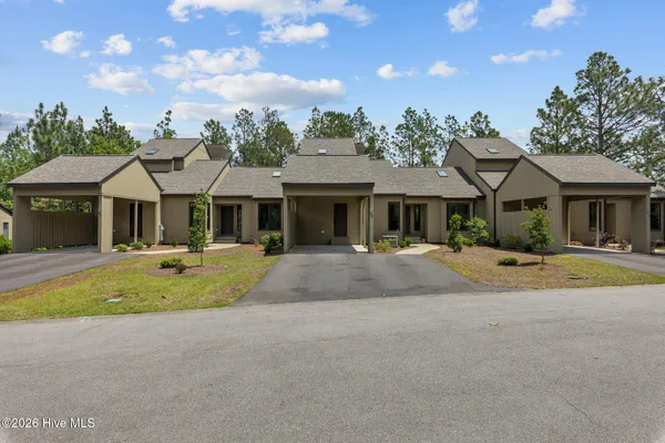 $683,000 | 21 Lake Pinehurst Villas Road, Pinehurst, NC 28374