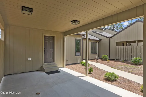 $683,000 | 21 Lake Pinehurst Villas Road, Pinehurst, NC 28374