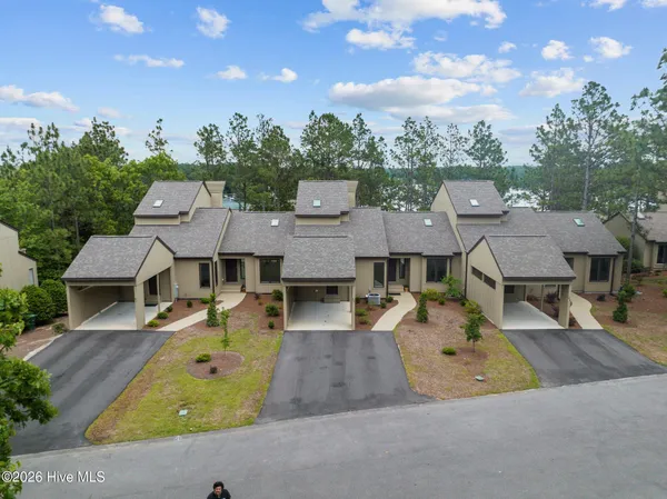 $683,000 | 21 Lake Pinehurst Villas Road, Pinehurst, NC 28374