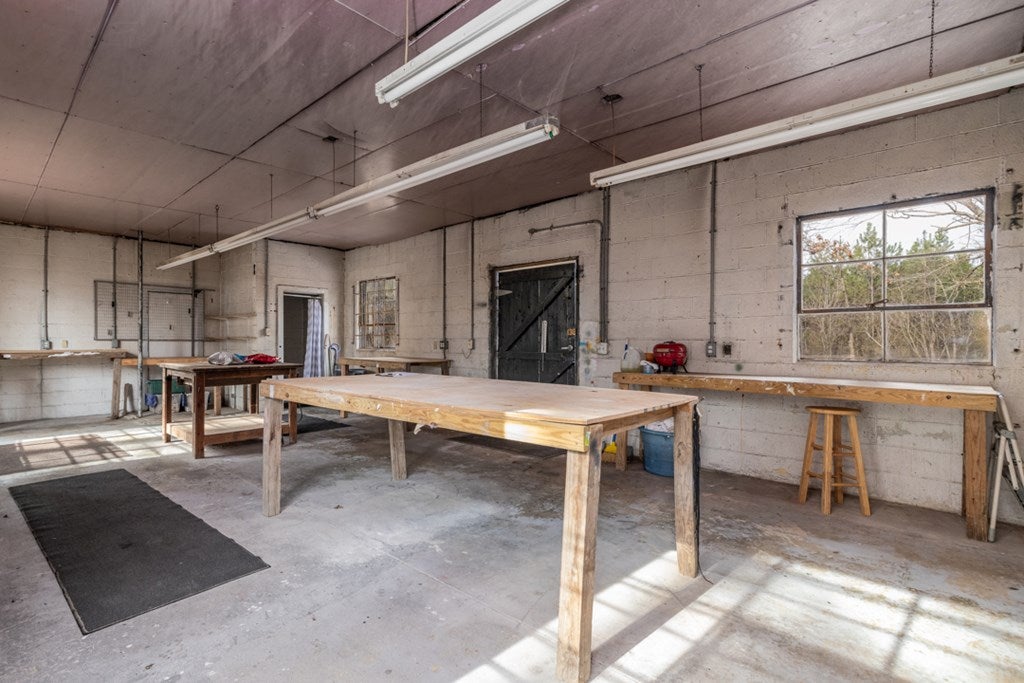 4172 Kenbridge Road Blackstone, VA 23824 - Photo 21 of 34 Gallery Image 21