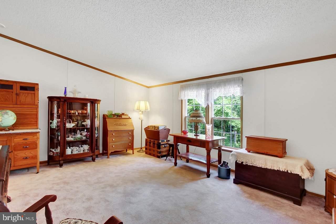 6260 Mountain Road Dover, PA 17315 - Photo 4 of 28 Gallery Image 4