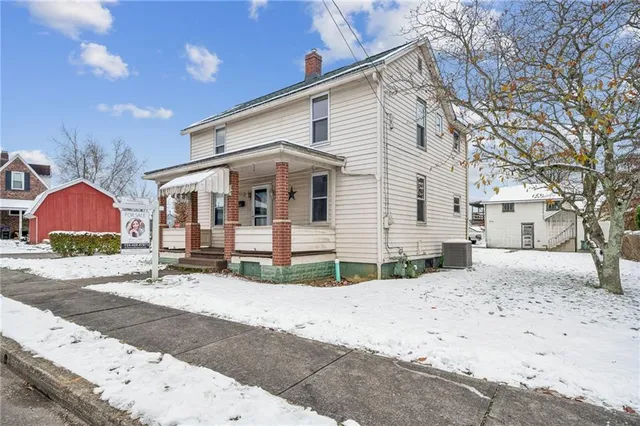 a picture of a bench in front