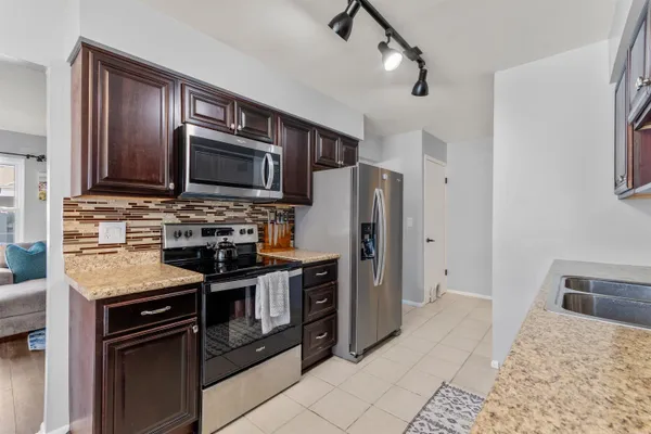 $215,000 | 8574 Spinnaker Way, Ypsilanti, MI 48197