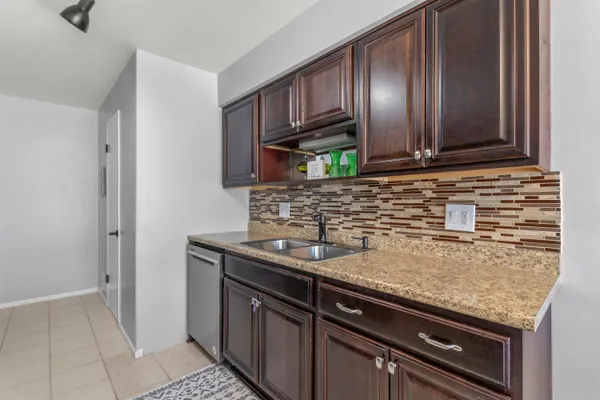 $215,000 | 8574 Spinnaker Way, Ypsilanti, MI 48197