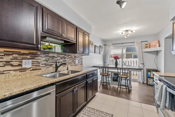 $215,000 | 8574 Spinnaker Way, Ypsilanti, MI 48197