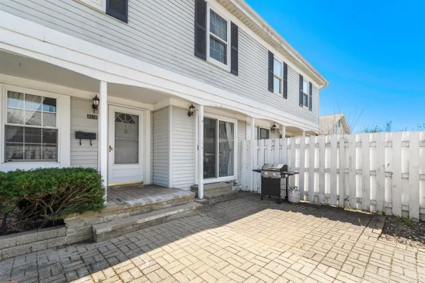$215,000 | 8574 Spinnaker Way, Ypsilanti, MI 48197