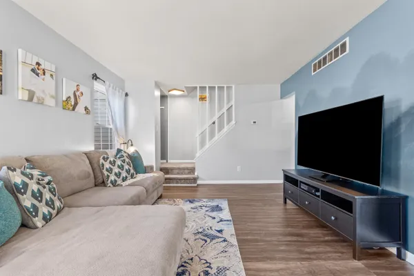 $215,000 | 8574 Spinnaker Way, Ypsilanti, MI 48197