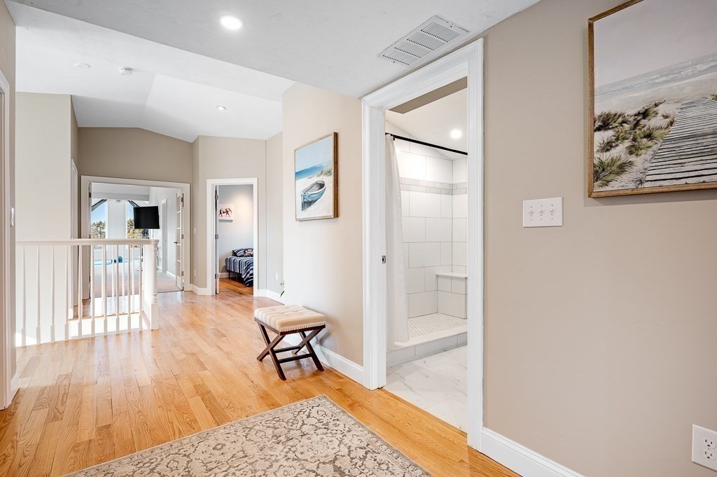 68 Bates Point Road Webster, MA 01570 - Photo 17 of 42 Gallery Image 17