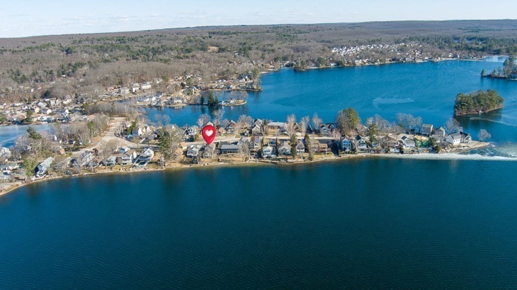 68 Bates Point Road Webster, MA 01570 - Photo 2 of 42 Gallery Image 2