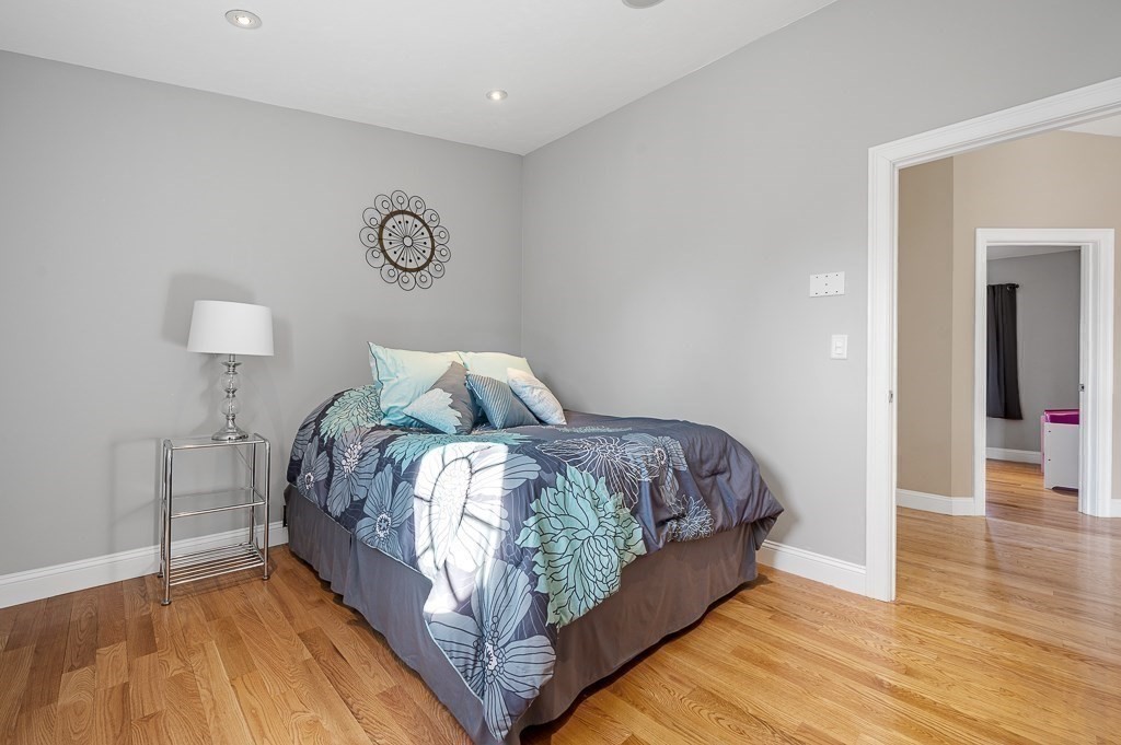 68 Bates Point Road Webster, MA 01570 - Photo 30 of 42 Gallery Image 30