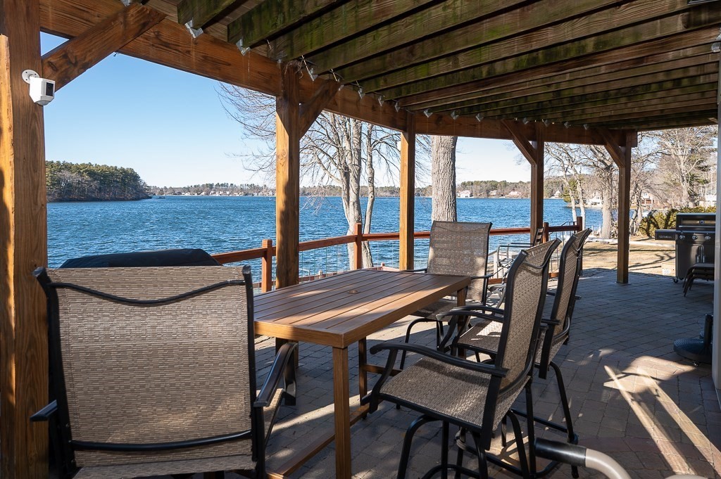 68 Bates Point Road Webster, MA 01570 - Photo 38 of 42 Gallery Image 38