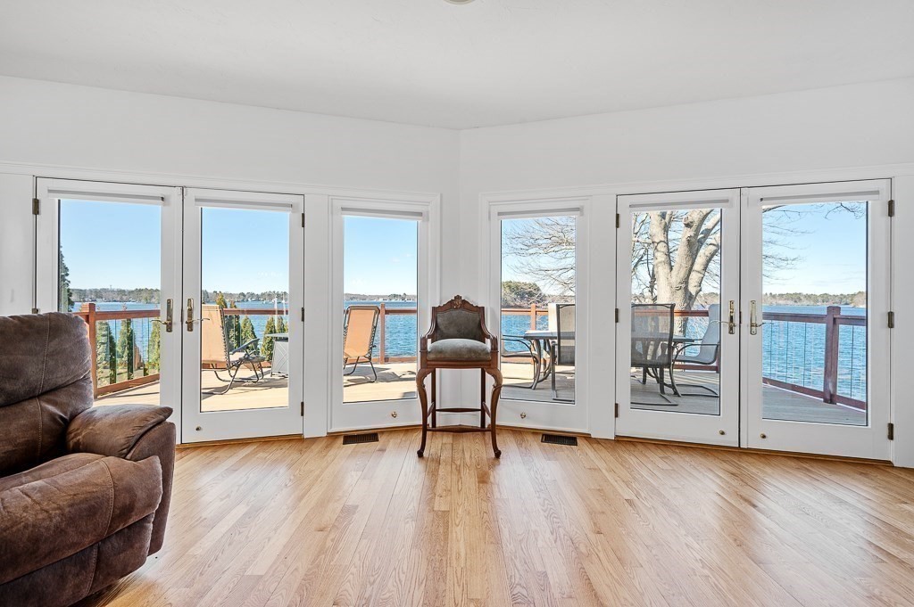 68 Bates Point Road Webster, MA 01570 - Photo 6 of 42 Gallery Image 6