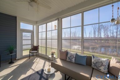 6860 Dunton Road Chesterfield, VA 23832 - Photo 36 of 48 View of sunroom