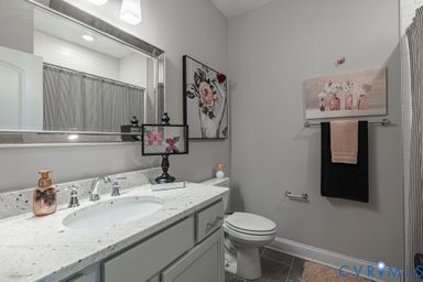 6860 Dunton Road Chesterfield, VA 23832 - Photo 42 of 48 1st floor full bath