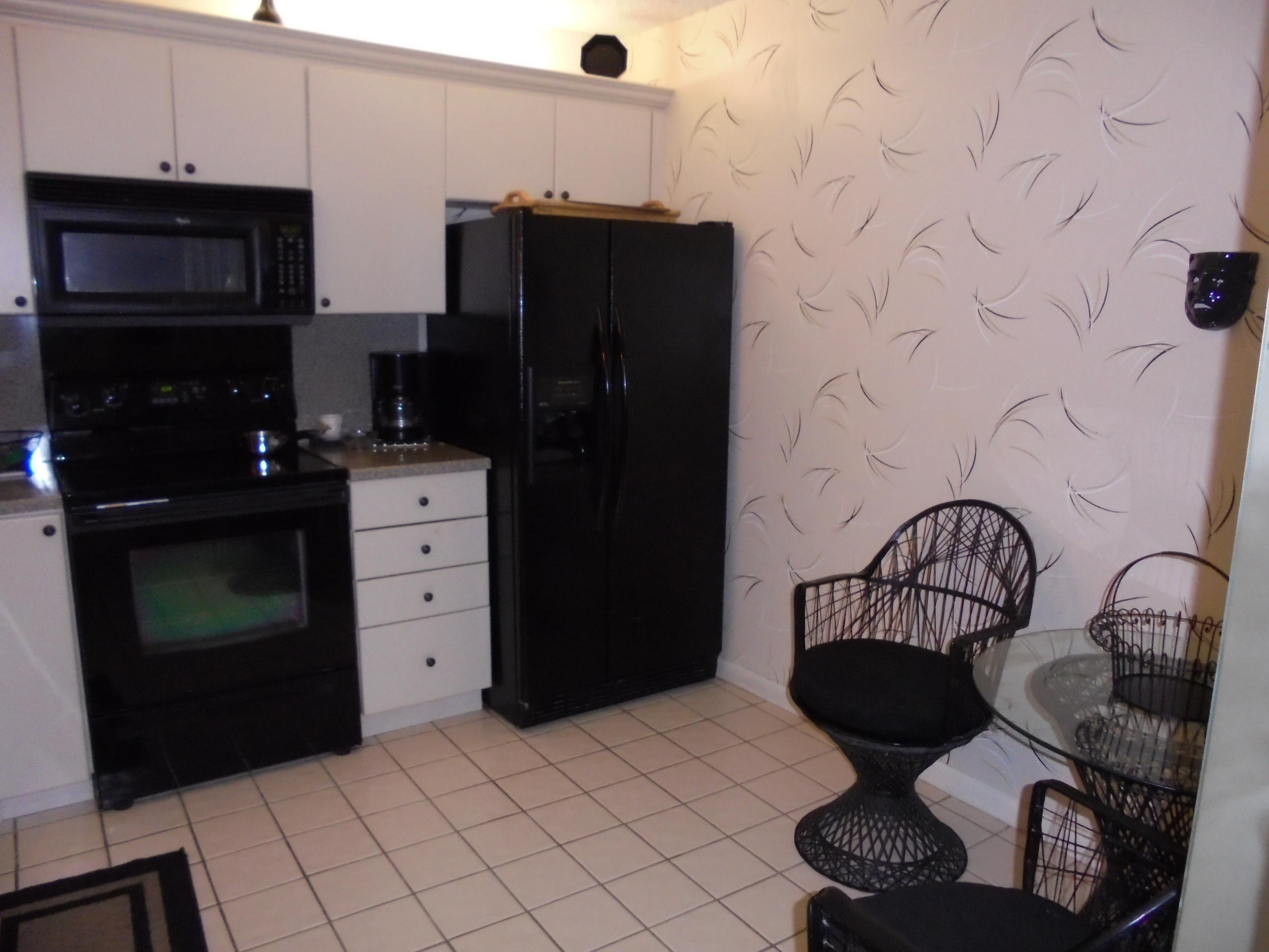 18760 Jolson Avenue, Unit 6 Boca Raton, FL 33496 - Photo 9 of 22 009