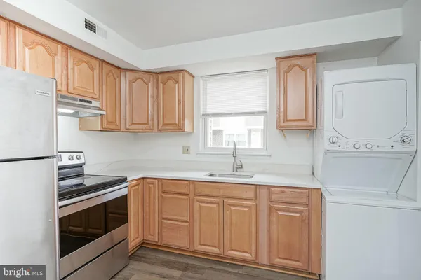 $1,700 | 10-3 Florence Tollgate, Florence, NJ 08518