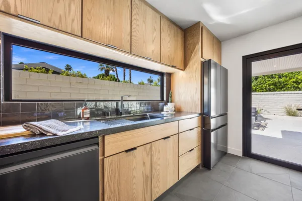 $1,675,000 | 2063 South Broadmoor Drive, Palm Springs, CA 92264