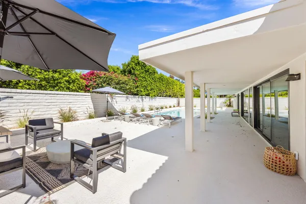 $1,675,000 | 2063 South Broadmoor Drive, Palm Springs, CA 92264