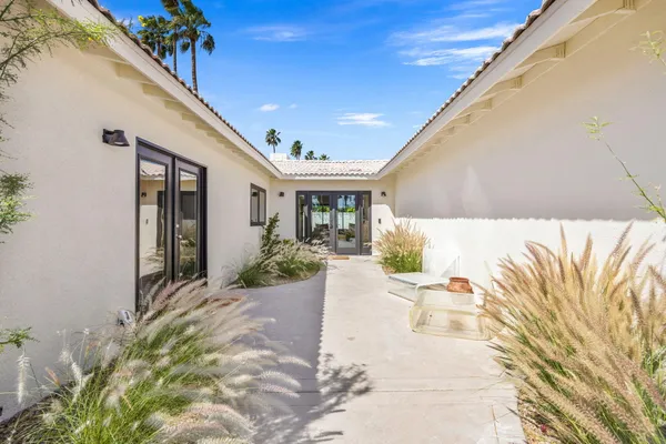 $1,675,000 | 2063 South Broadmoor Drive, Palm Springs, CA 92264
