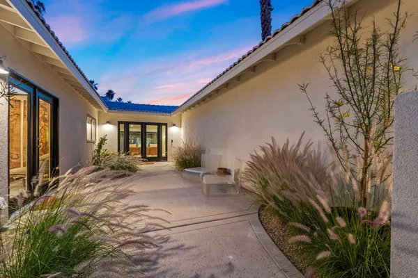 $1,675,000 | 2063 South Broadmoor Drive, Palm Springs, CA 92264