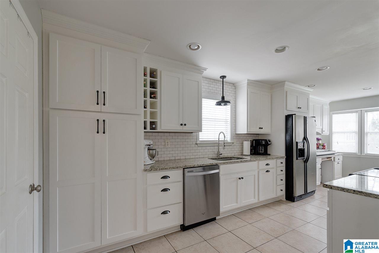 5479 Sutherland Road Mount Olive, AL 35117 - Photo 2 of 28