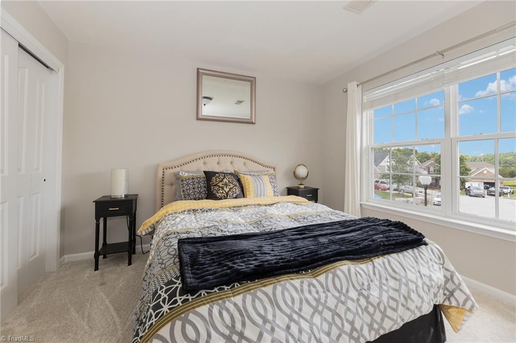 733 Spinning Wheel Point High Point, NC 27265 - Photo 15 of 27 Gallery Image 15