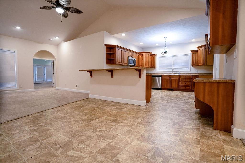 1117 Folgers Street Marion, IL 62959 - Photo 15 of 59