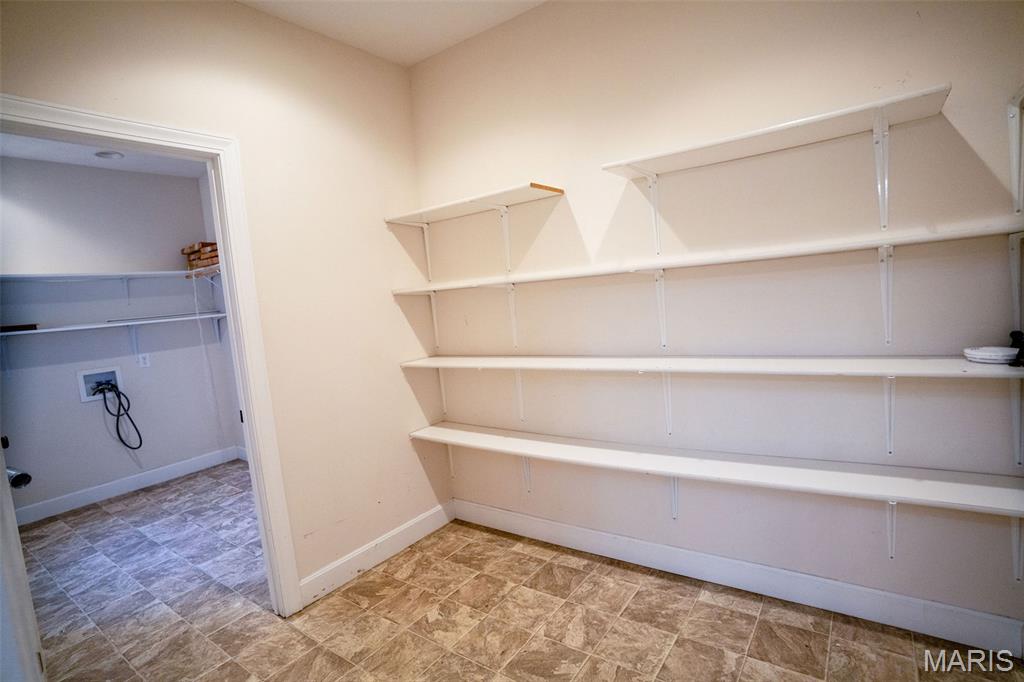 1117 Folgers Street Marion, IL 62959 - Photo 19 of 59