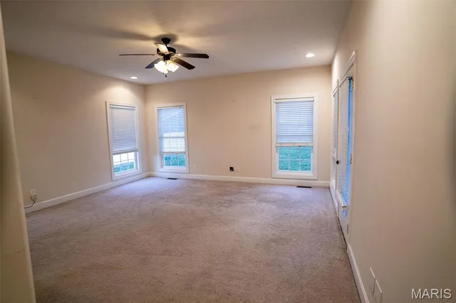 $352,500 | 1117 Folgers Street, Marion, IL 62959