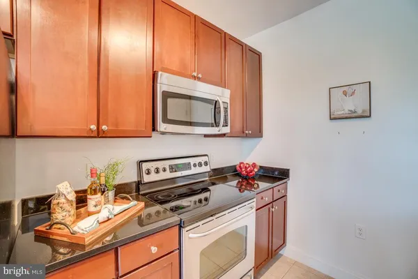 $559,000 | 1391 Pennsylvania Ave. Southeast, Unit 403, Washington, DC 20003