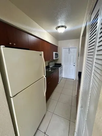 $1,550 | 7421 Venetian Street, Unit 8, Miramar, FL 33023