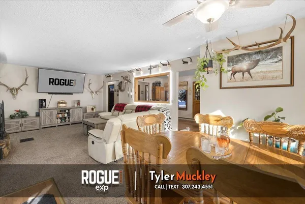 $335,000 | 809 South 1st Street, Glenrock, WY 82637