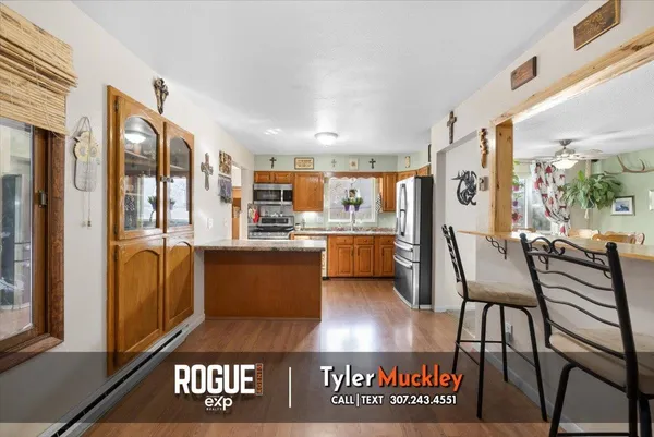 $335,000 | 809 South 1st Street, Glenrock, WY 82637