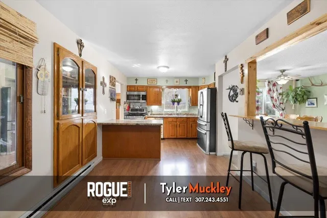 $350,000 | 809 South 1st Street, Glenrock, WY 82637